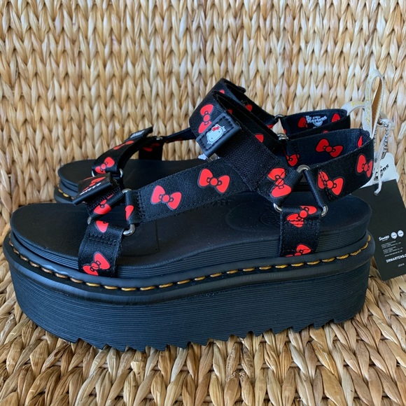NIB ❤️ Hello Kitty x Dr. Martens Vegan Bow Sandals